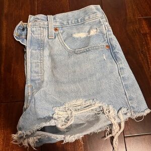Women’s Levi Shorts
